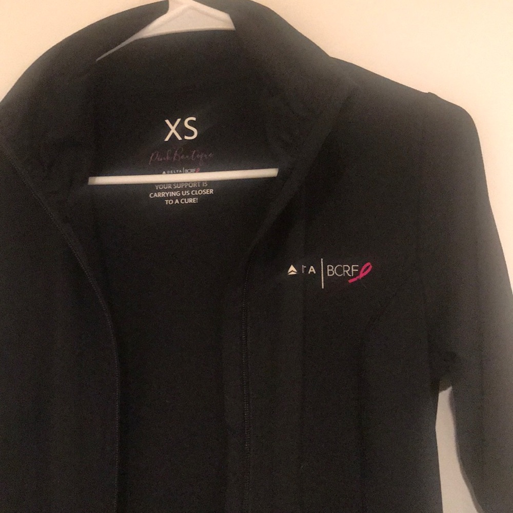 Athletic jacket